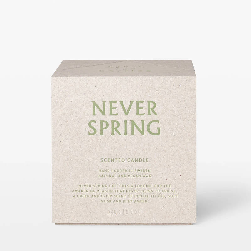 BJÖRK & BERRIES Never Spring Scented Candle / Duftkerze, box
