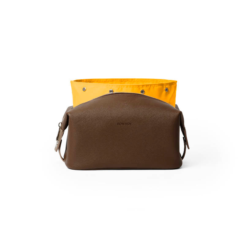 BON VOY Staycation Toiletry Bag Small / Kulturtasche, klein, braun + gelb