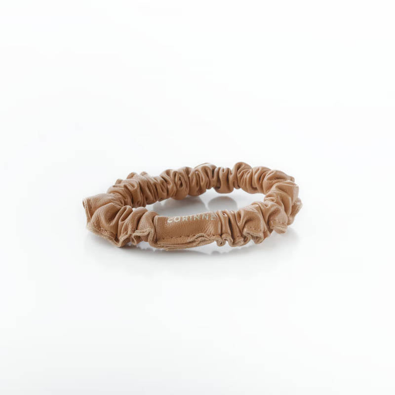 CORINNE Scrunchie, schmal, camel. Vegan