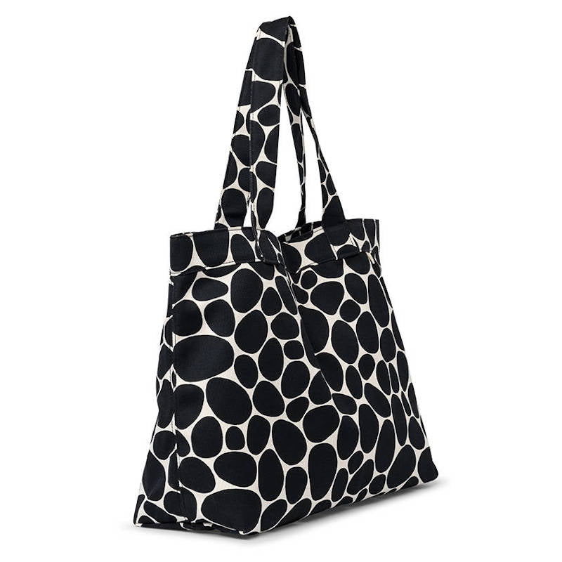 GYLLSTAD STUDIO Schultertasche XL, Stenar, schwarz & weiß