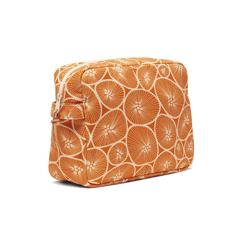 Gyllstad Studio Kulturtasche aus Bio-Baumwolle, XL, Orange. 