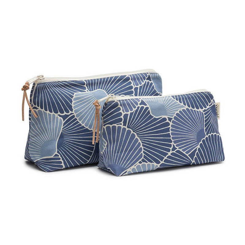 GYLLSTAD STUDIO Kulturtasche Medium, Snäckor, blau