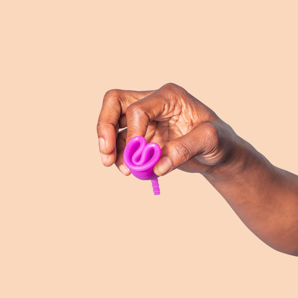 LUNETTE Menstruationskappe, Lila Modell 1, folding