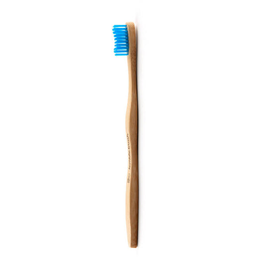 THE HUMBLE CO The Humble Brush. Zahnbürste aus Bambus, Mittel. Blau.  