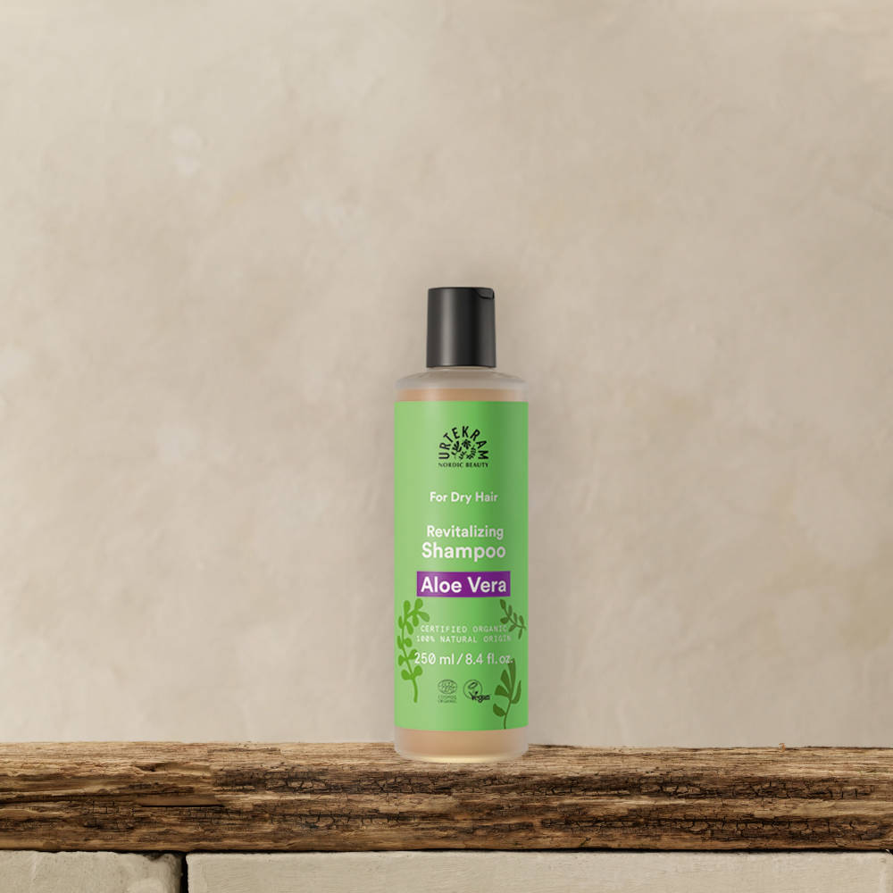 URTEKRAM Revitalizing Shampoo, Aloe Vera, for dry hair